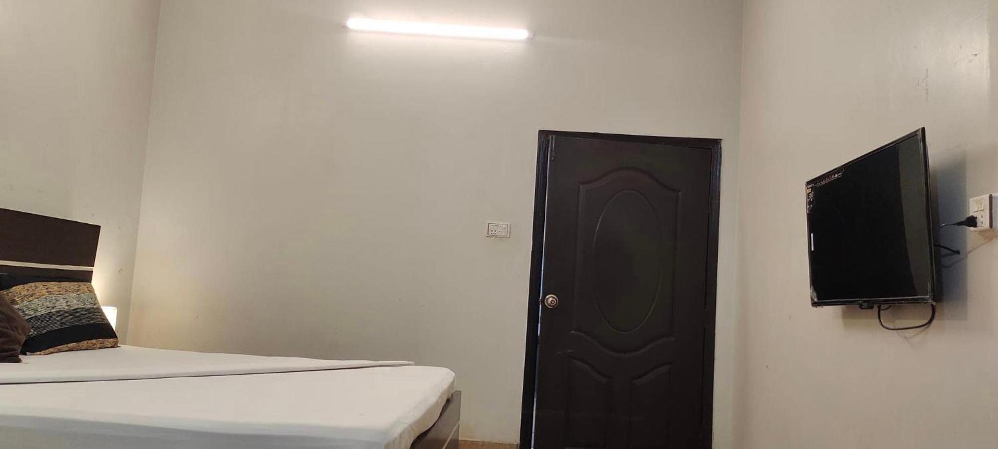 The Royal Palace Guest House Hyderabad Extérieur photo